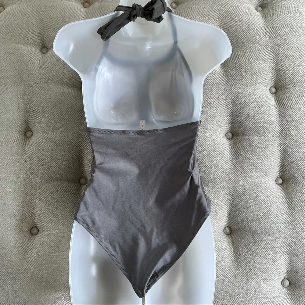 Cupshe Silver Sage 1pc Swimsuit Halter Neck M